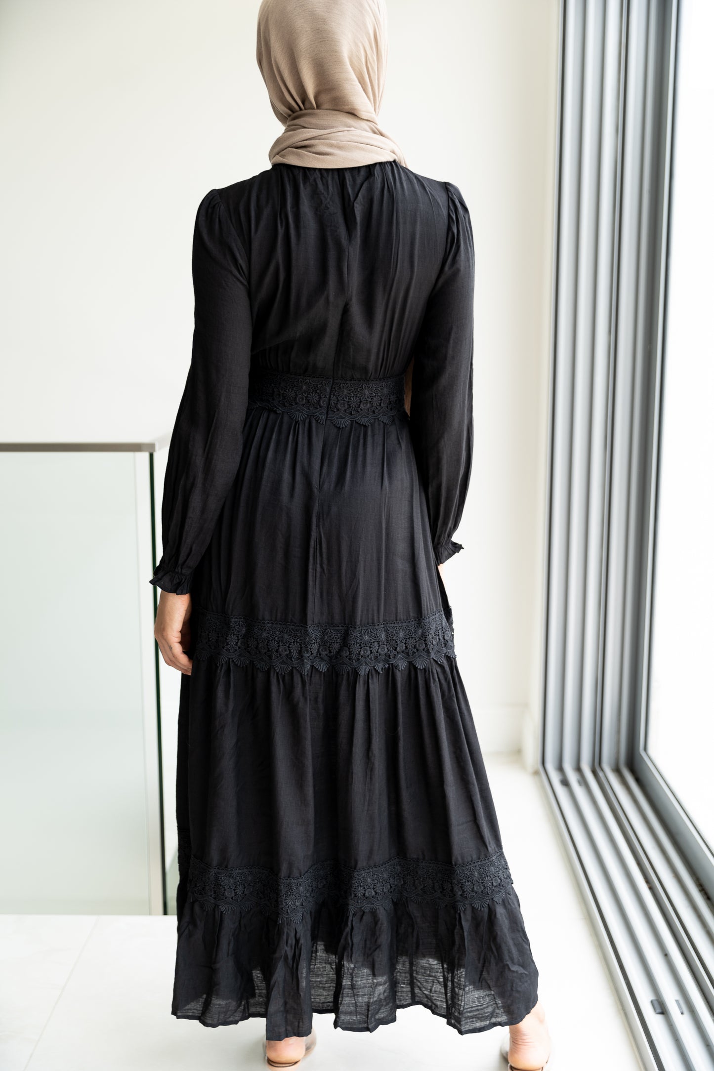 Amara Detailed Dress
